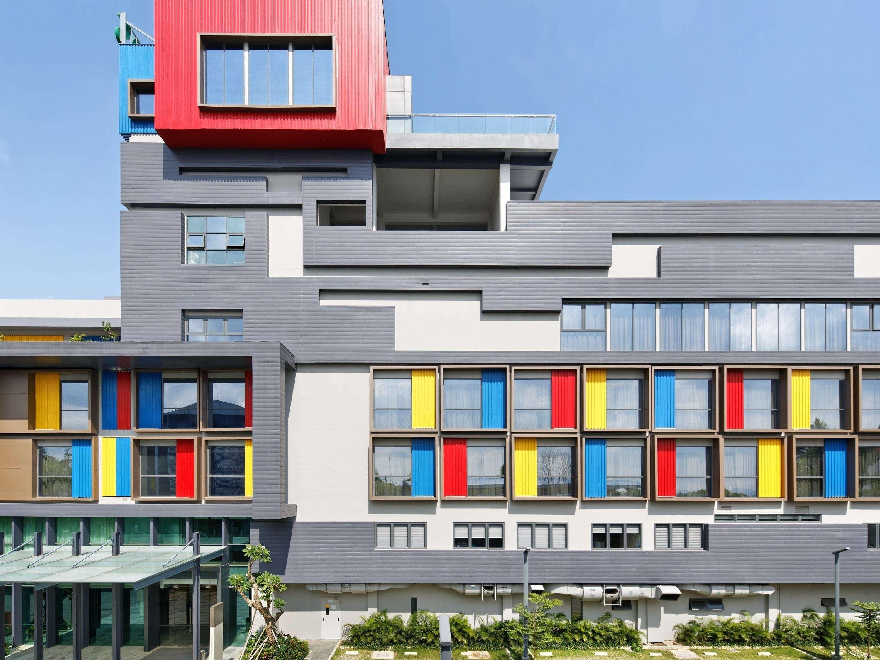 Ibis Styles Batam Nagoya Hotel Exterior photo